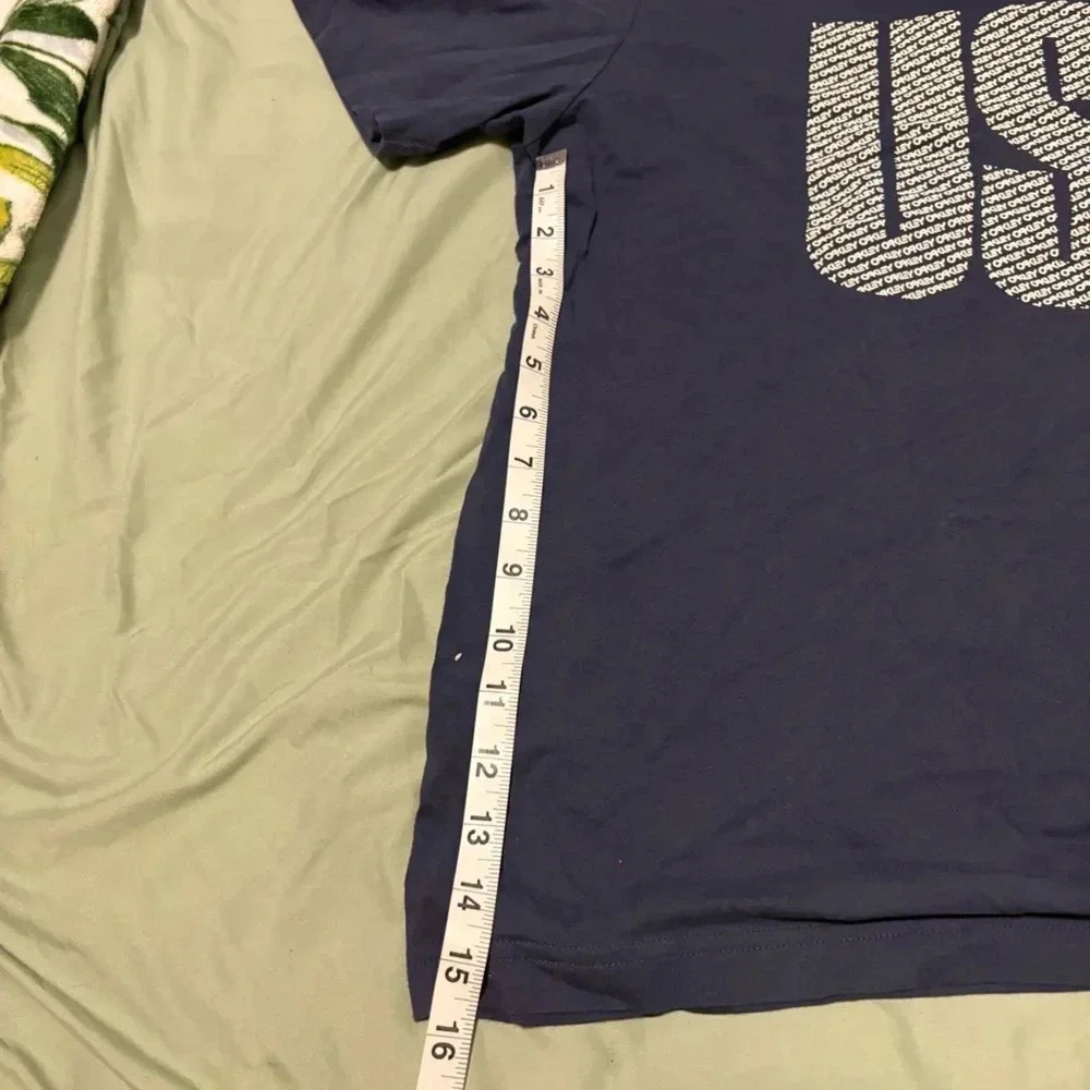 Oakley USA T-Shirt size Large. Gently worn - Picture 2 of 9